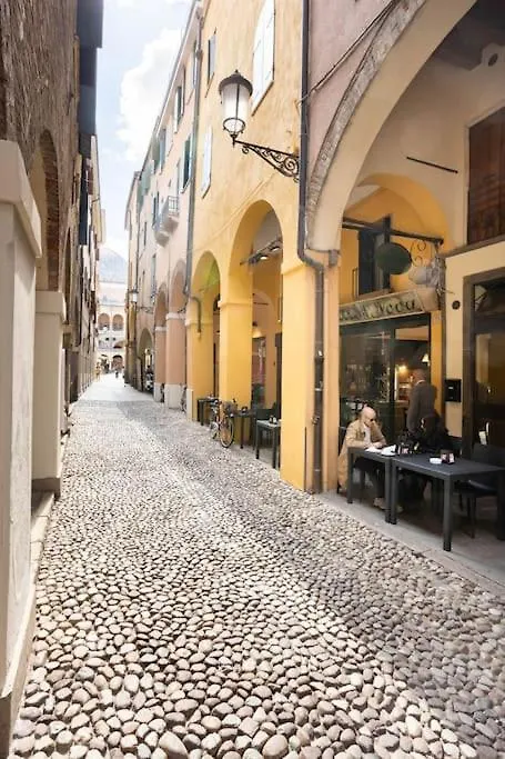 Residence Dei Frutti In Pieno Centro - Il Gelso Padua